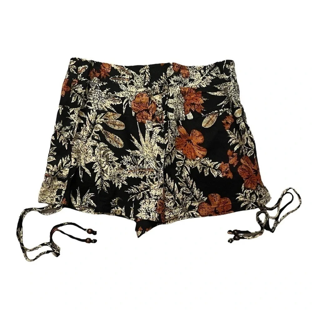Anthropologie Raga Small Island Fever Floral Shorts Black NWT MSRP $60
